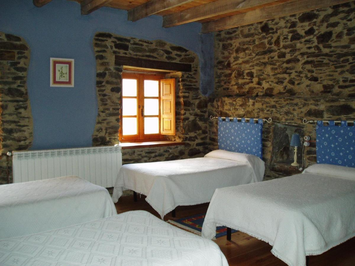 Hotel Rural El Urogallo Murias de Paredes חדר תמונה