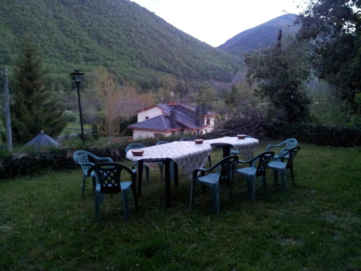 Hotel Rural El Urogallo Murias de Paredes מראה חיצוני תמונה