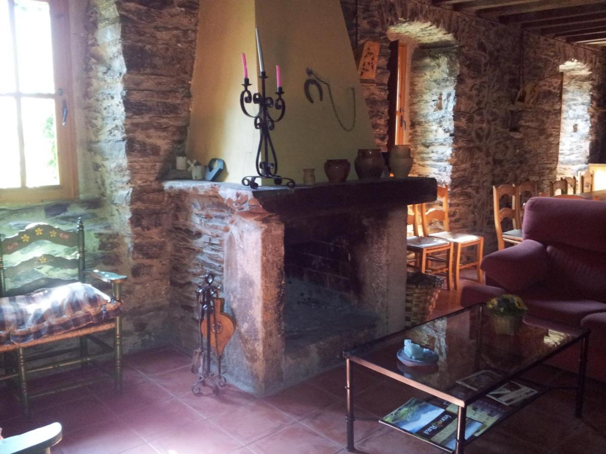 Hotel Rural El Urogallo Murias de Paredes מראה חיצוני תמונה