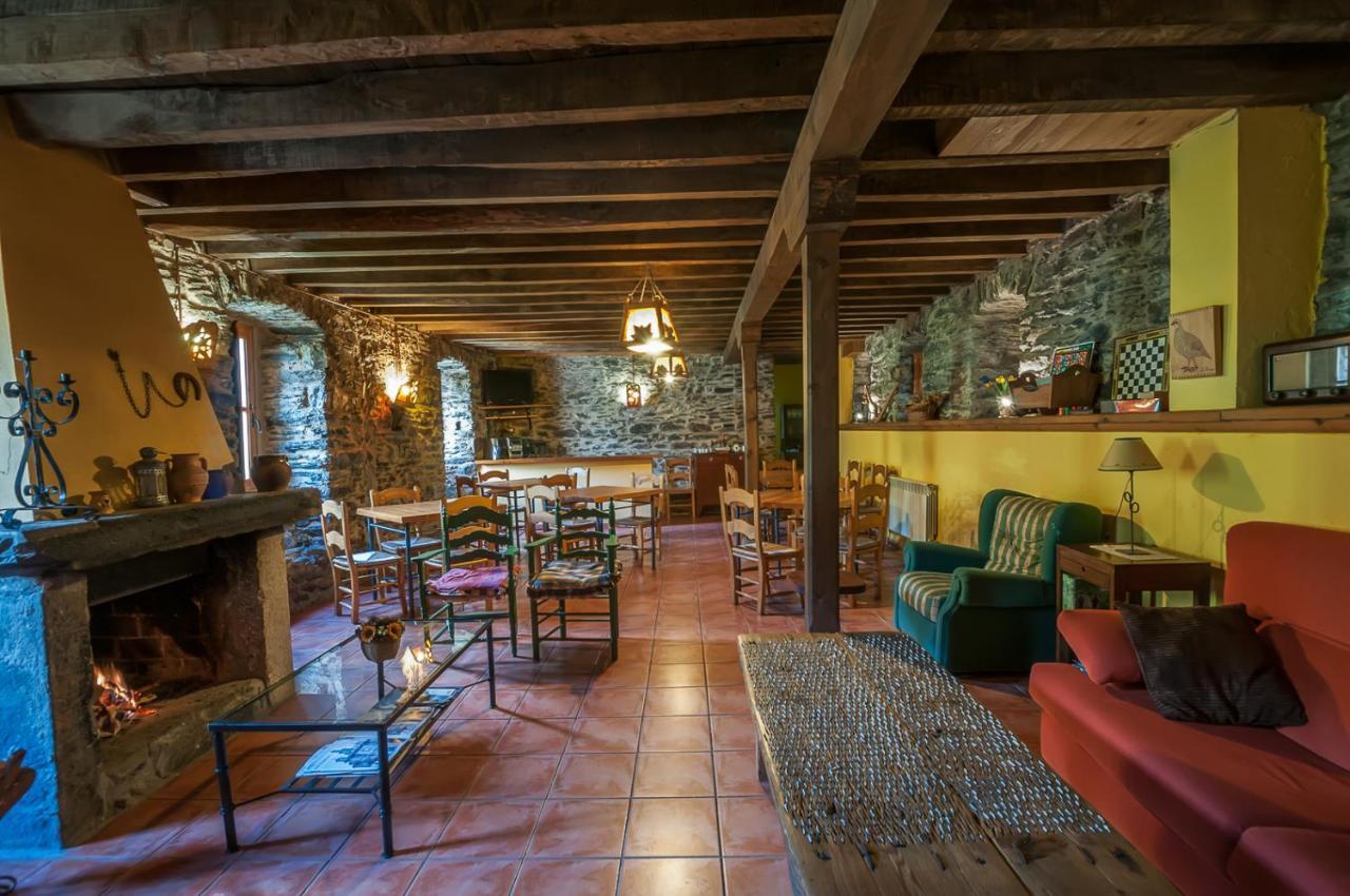 Hotel Rural El Urogallo Murias de Paredes מראה חיצוני תמונה
